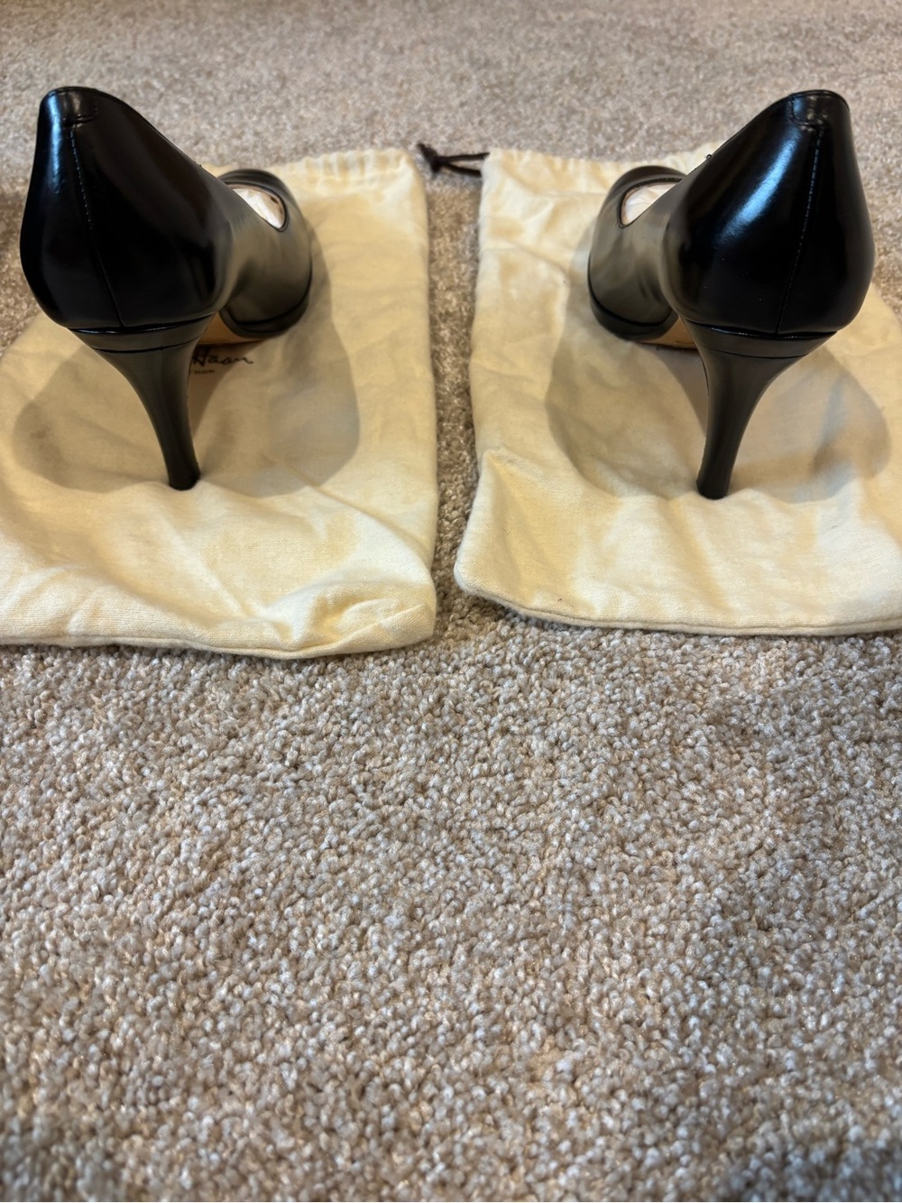 Cole Haan Black Carma Mid Air Pump Heels - Size 8.5 - Picture 3 of 5